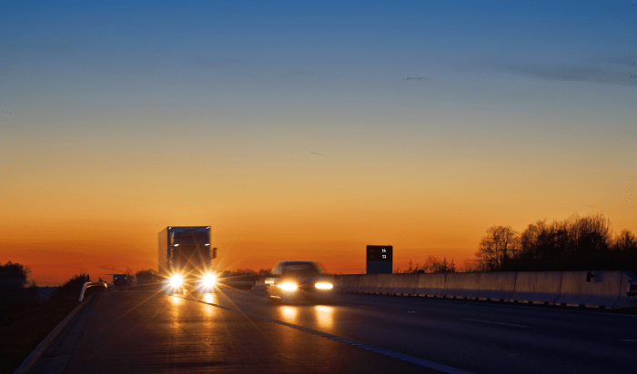 Use these 3 tips to avoid crashes at night, dawn or dusk
